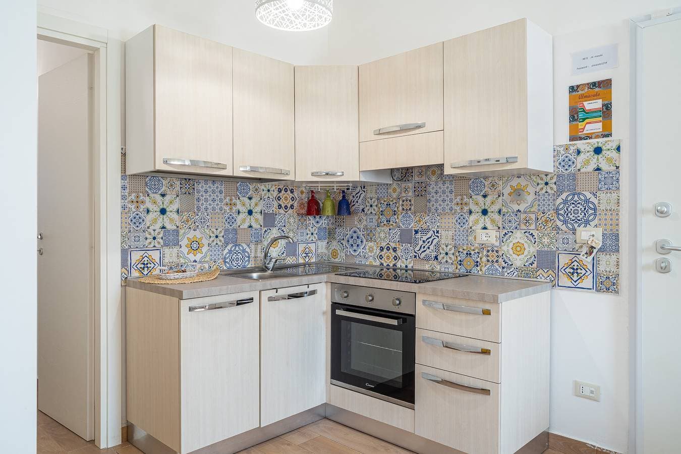 Foto 8 von 28: Ferienwohnung 'Re Di Denari' mit Meerblick, Wi-Fi und Klimaanlage