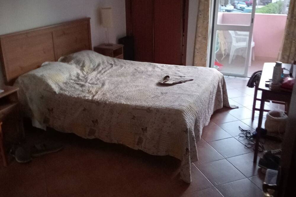Foto 2 von 10: Apartment in einer ruhigen Lage in Castelos Da Rocha