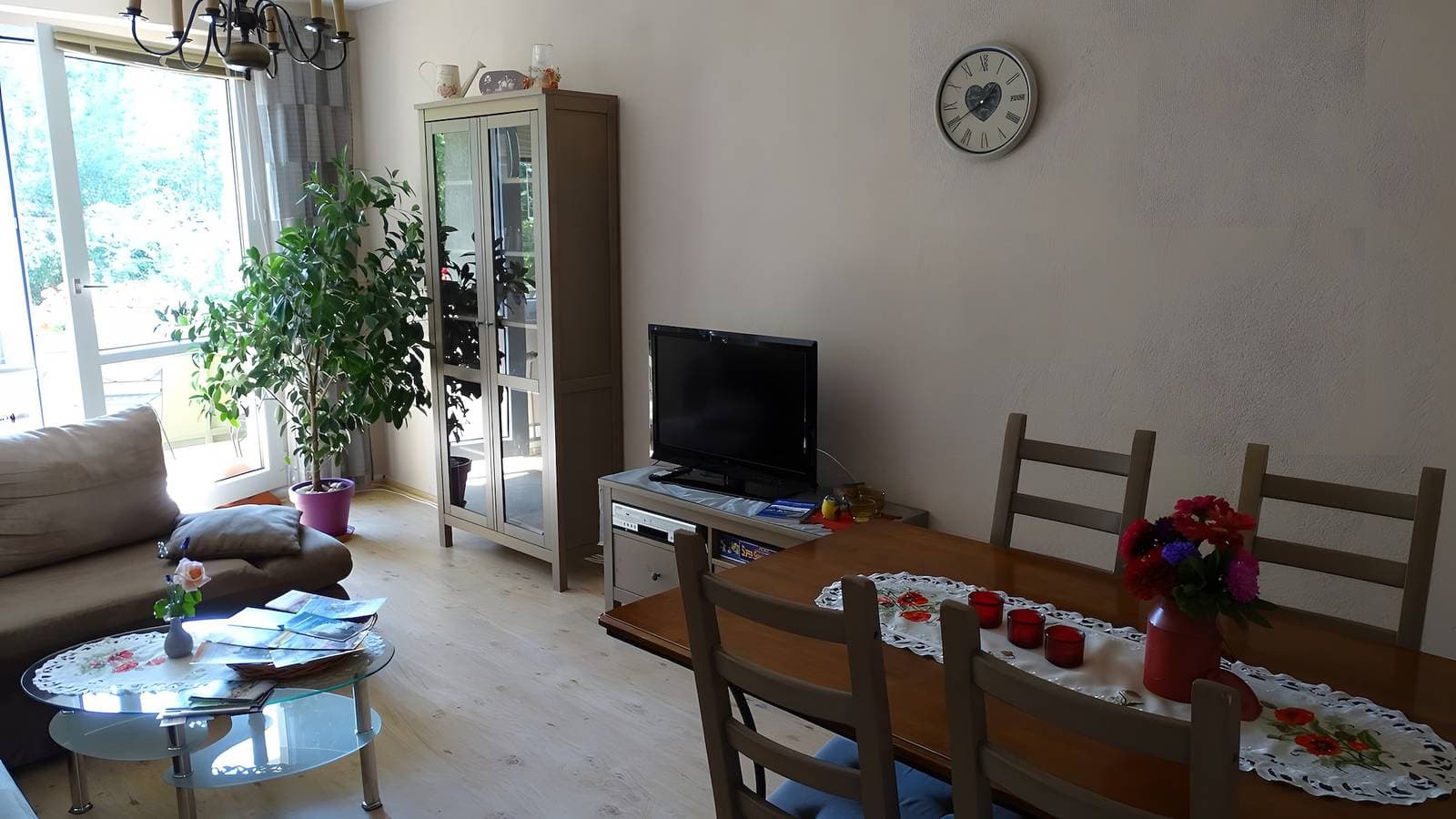 Foto 5 von 22: Apartment „Ferienwohnung für 3 Personen, 60 m²“ mit Balkon und WLAN
