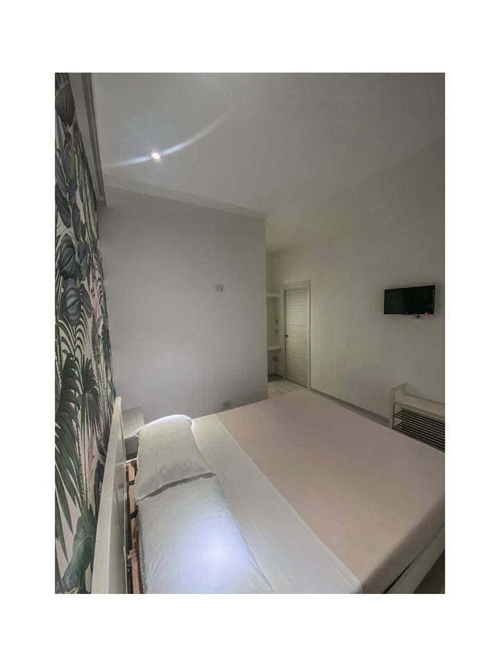 Foto 9 von 15: Economy Double Room