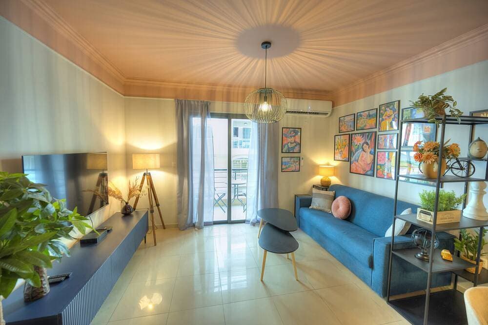 Beautifully furnished, cosy 2bedroom flat 1