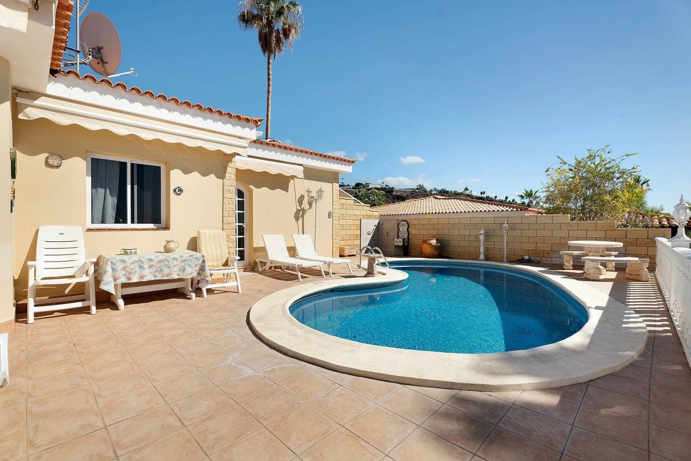 Foto 9 von 34: Ferienhaus 'Haus Carla Pool Privat' mit Meerblick, beheiztem Pool und WLAN