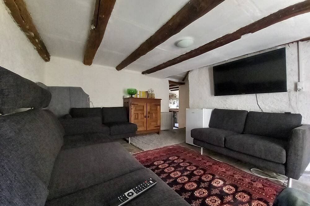 Foto 11 von 28: \"Casa Coerente\" Cavergno - ganzes Obergeschoss mit Zimmer #1-4