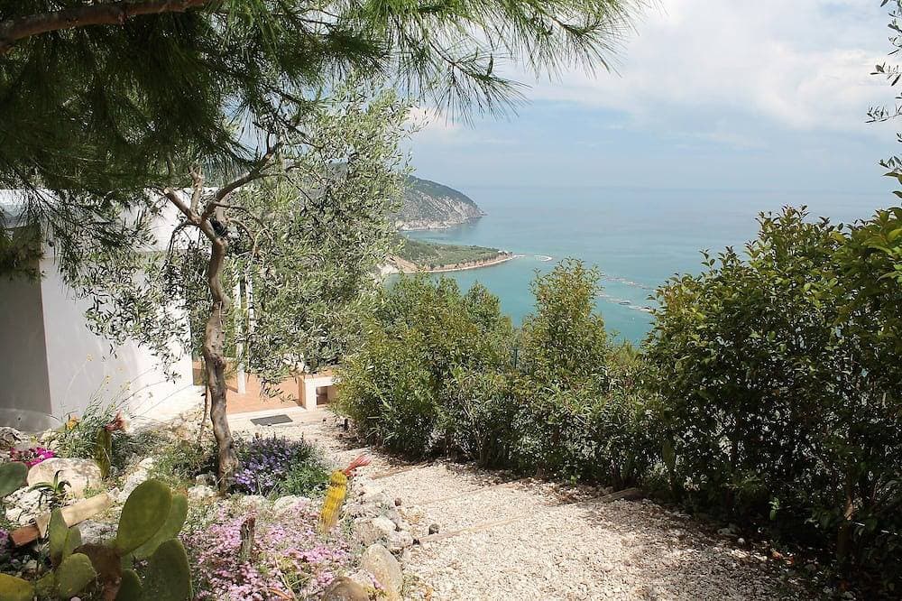 Foto 4 von 30: - Gli Orizzonti di Agata - Wohnung mit weitem Meerblick - Tulipano -