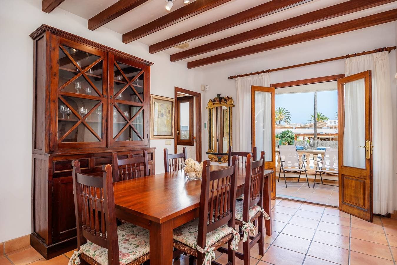Foto 11 von 33: Strandnahe Ferienwohnung Dofí mit Terrasse und Meerblick