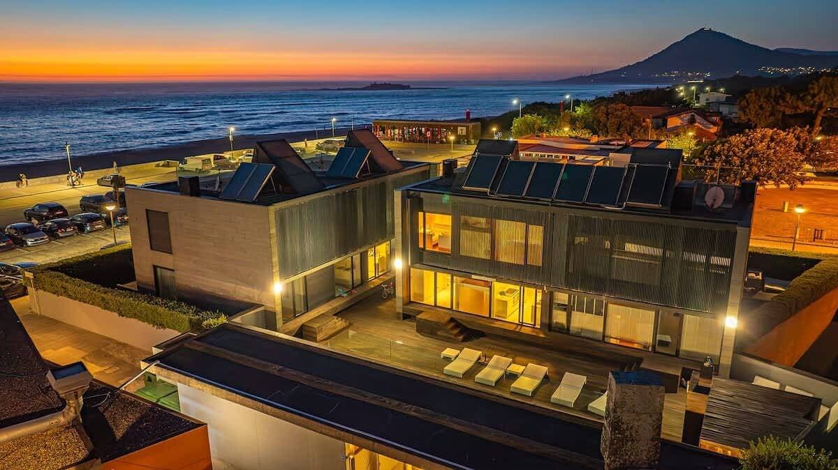 Foto 11 von 89: Moledo Front Beach with Sunset Views and Pool