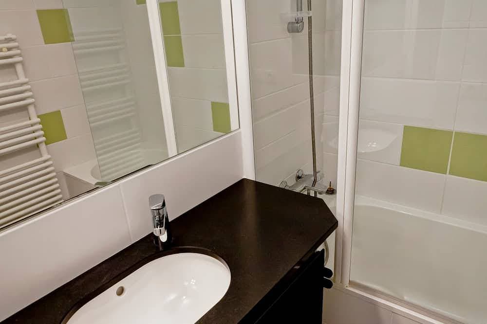 Foto 5 von 16: Modernes 3-Zimmer-Apartment, Ski-in/Ski-out, La Tania, Parkplatz inklusive