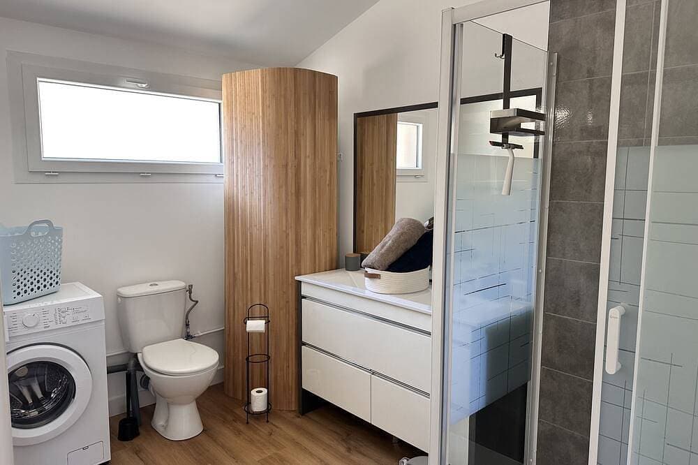 Foto 6 von 29: Apartment-La Butineuse-Cottage-Ensuite mit Dusche-Blick auf die Landschaft