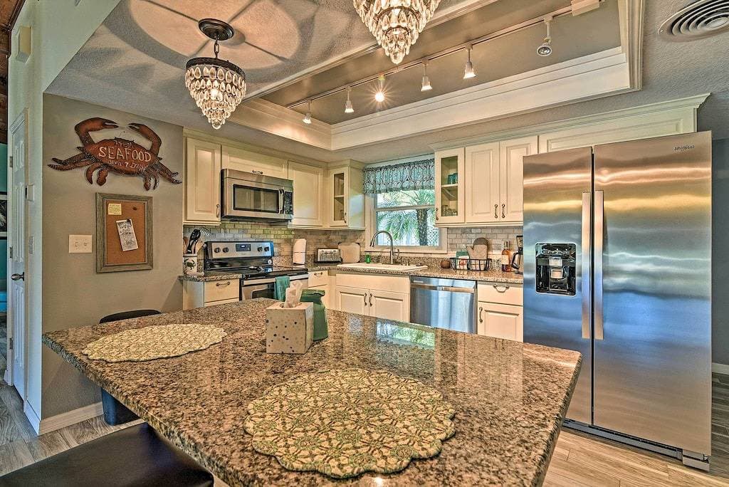 Riverfront Home w / Dock - 1 Mi zum Homosassa St. Park 1