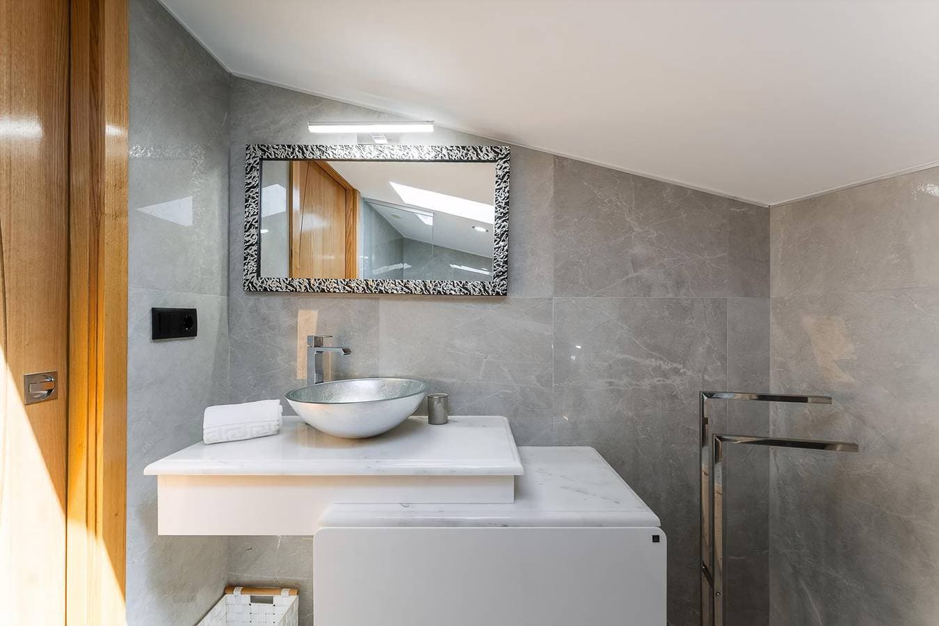 Foto 8 von 49: Ferienhaus für 6 Personen mit Terrasse