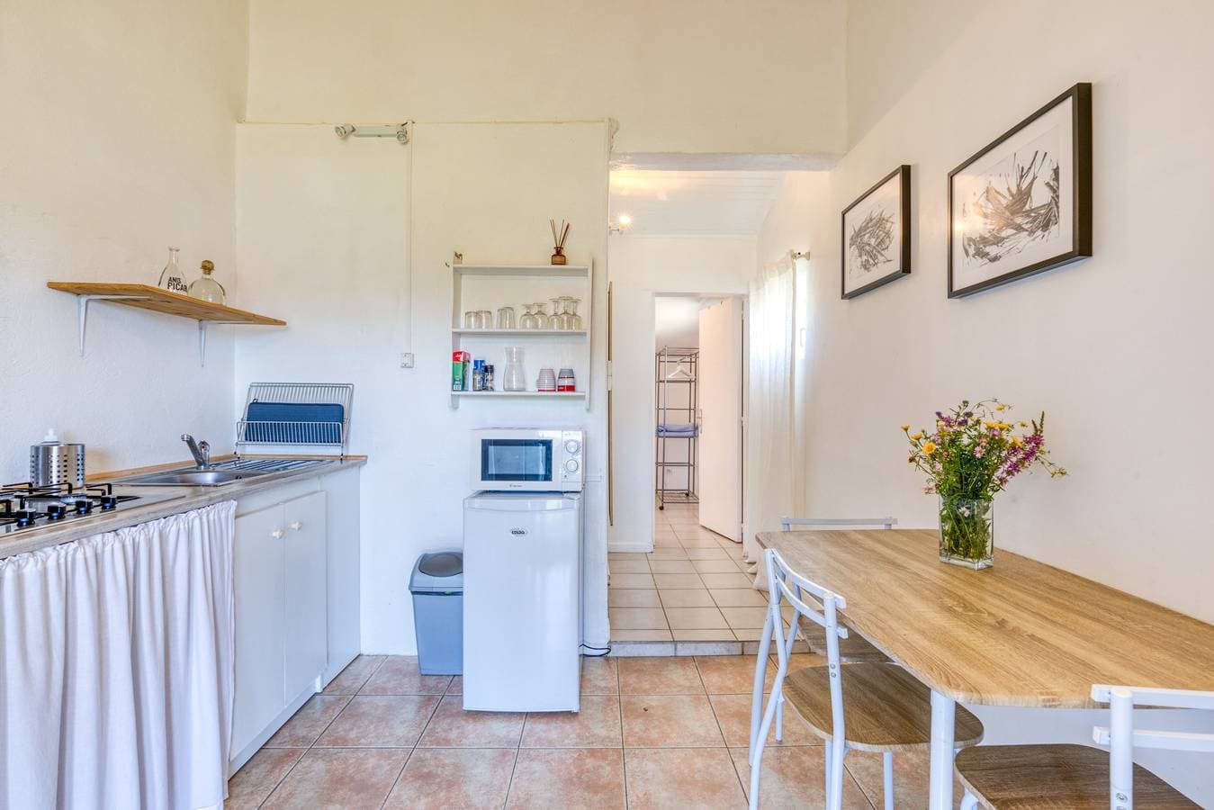 Foto 10 von 25: 'Mas des Cypres - Mazet 9' mit privater Terrasse, Gemeinschaftsgarten und WLAN