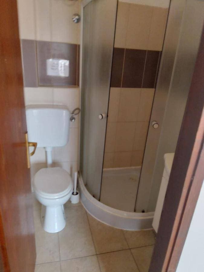 Foto 3 von 55: One-Bedroom Apartment with Balcony