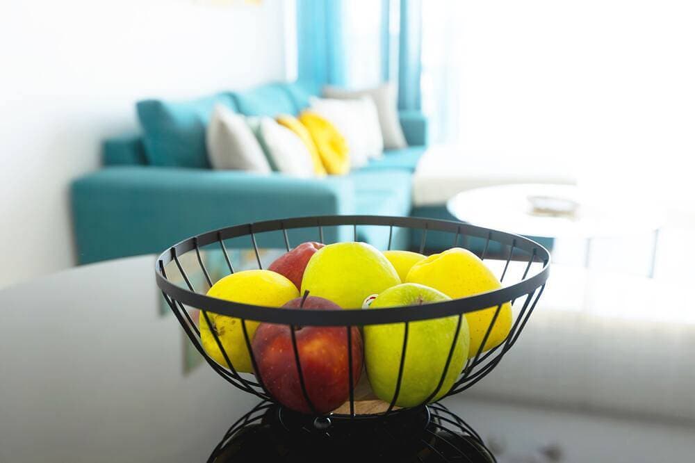 Foto 10 von 17: One-bedroom seafront apartment on Mackenzie with stunning sea views.