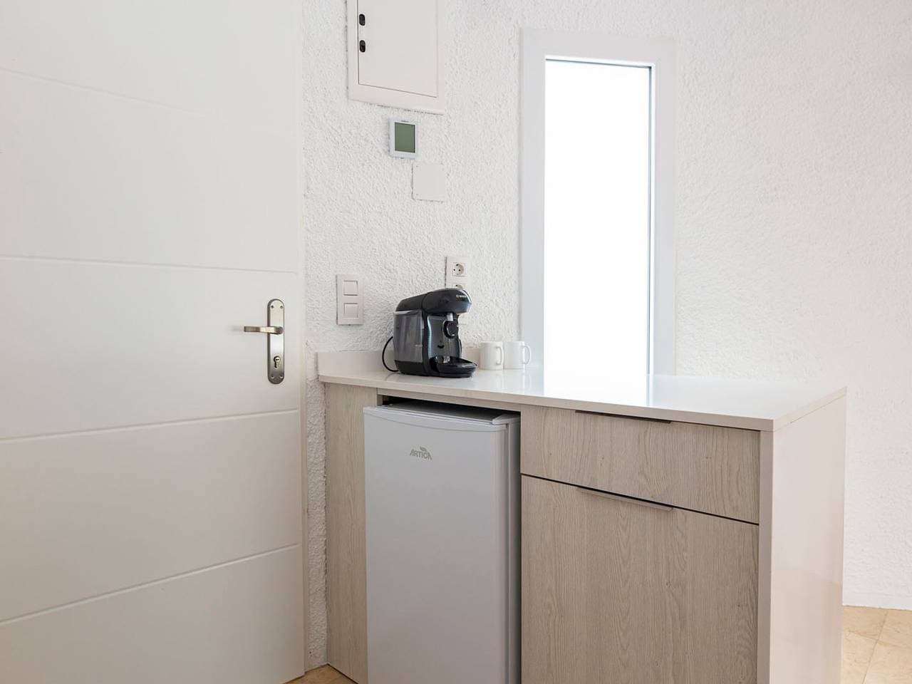 Foto 13 von 18: Modernes Studio mit Terrasse in Roses