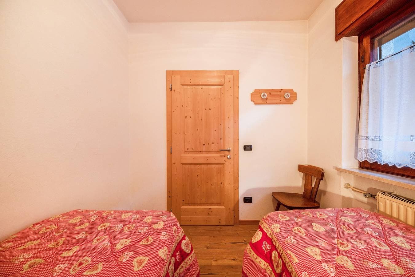 Foto 10 von 16: Ferienwohnung "La Pratolina" mit Bergblick, Terrasse und Garten