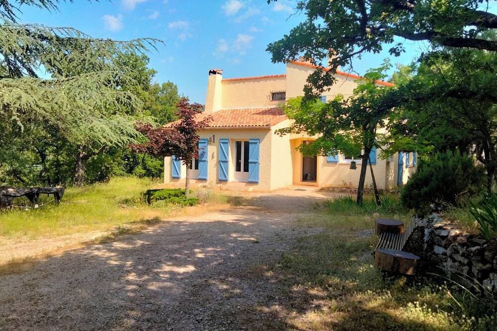Foto 11 von 30: Villa Plan Aups Ste Baume Var, 7 Personen, ruhig, Raum