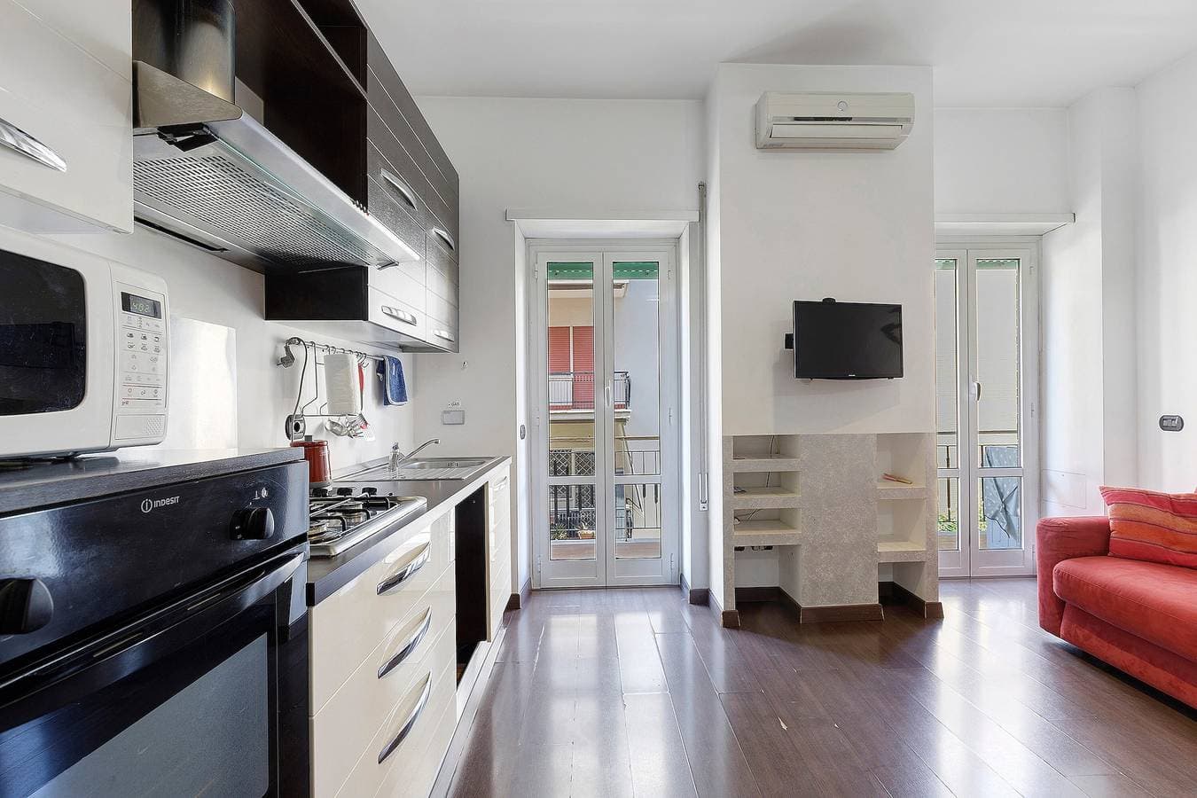 Foto 9 von 18: Apartment 'Pinetina Roma' mit Balkon, WLAN und Klimaanlage