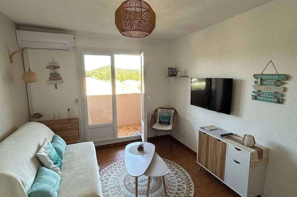Foto 6 von 16: Appartement 4 Couchages Climatisé- Piscine Privée, Proche Centre Ville et Plages