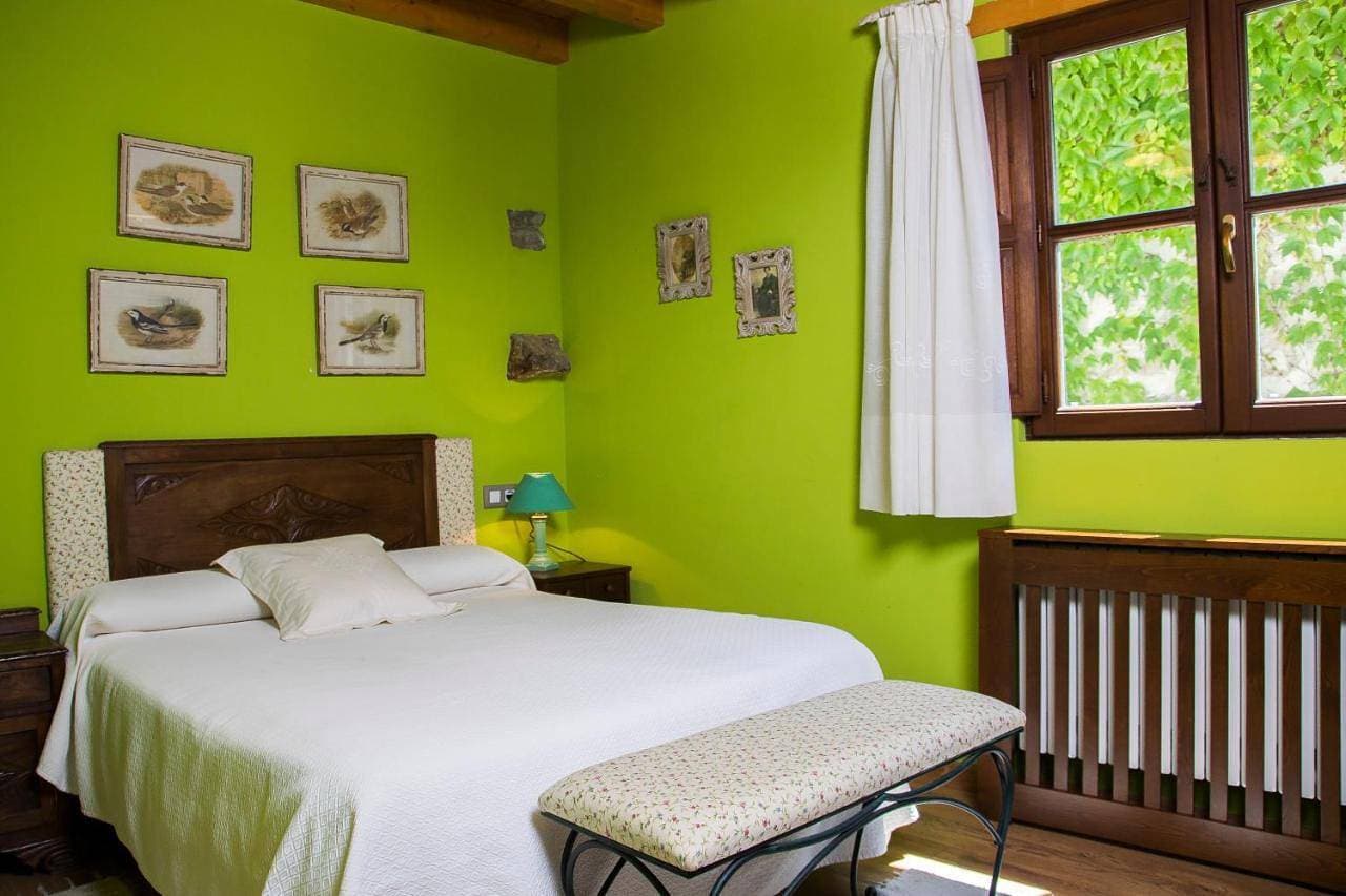 Foto 4 von 10: Three-Bedroom House