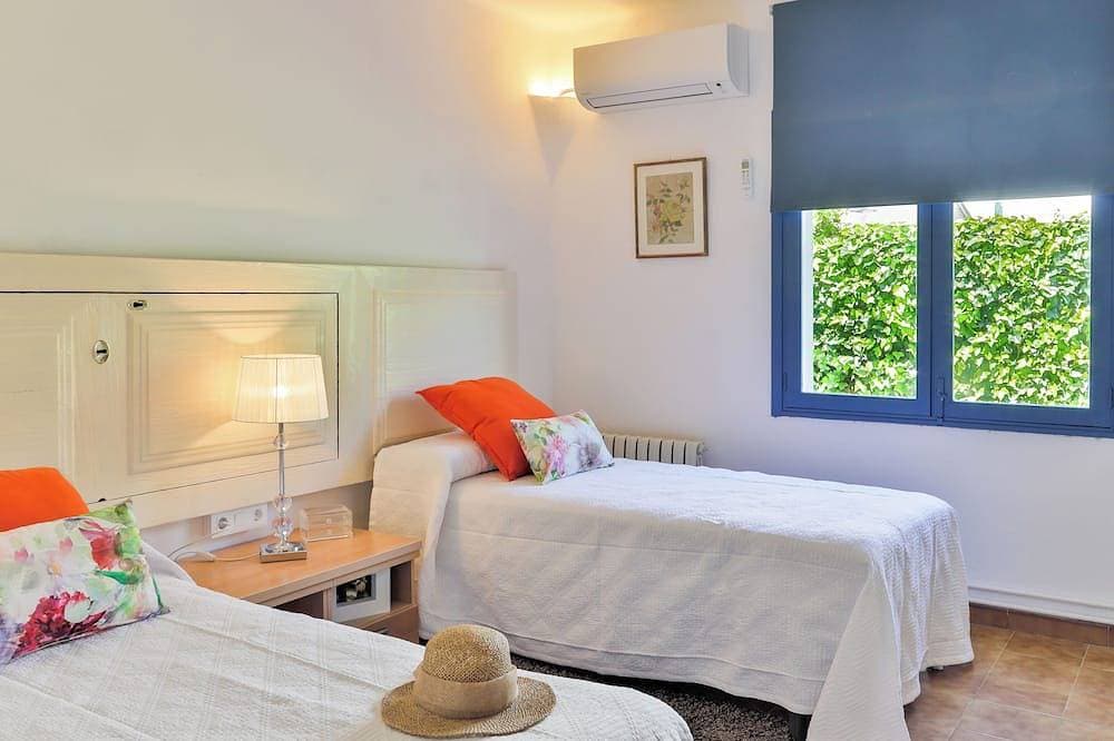 Foto 3 von 30: Ferienhaus in Strandnähe mit 3 Schlafzimmern, Klima und Wifi
