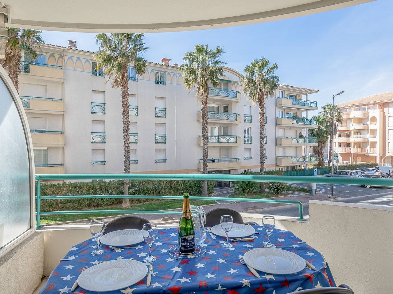 Port Fréjus: Residenz L'Open 1