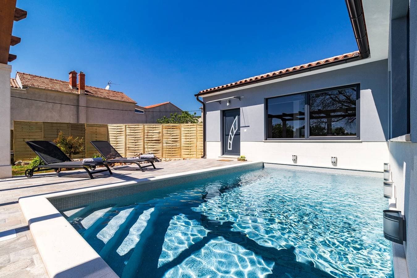 Villa Sunny Home 1