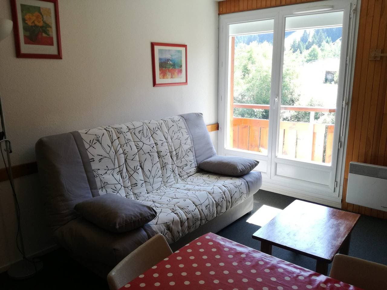 2-Zimmer-Wohnung an der Piste mit Balkon 1