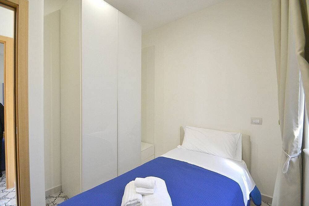 Foto 7 von 24: Villa Elicona B: A welcoming apartment situated in a central location, at a short distance from the Cathedral of Ravello, with Free Wi-Fi.