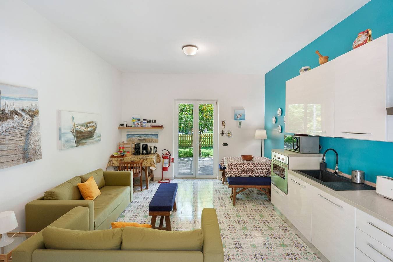 Foto 3 von 29: Villetta Katerina: Ferienhaus mit privater Terrasse, WLAN und Klimaanlage