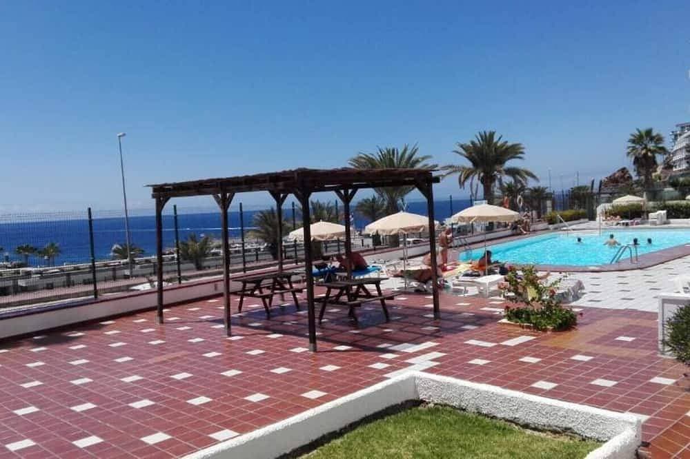 Sea view studio with balcony, 2 steps from the beach 1