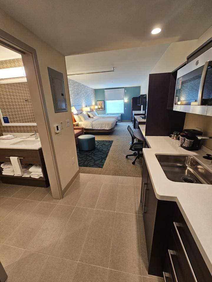 Foto 7 von 12: Studio Suite with Two Queen Beds