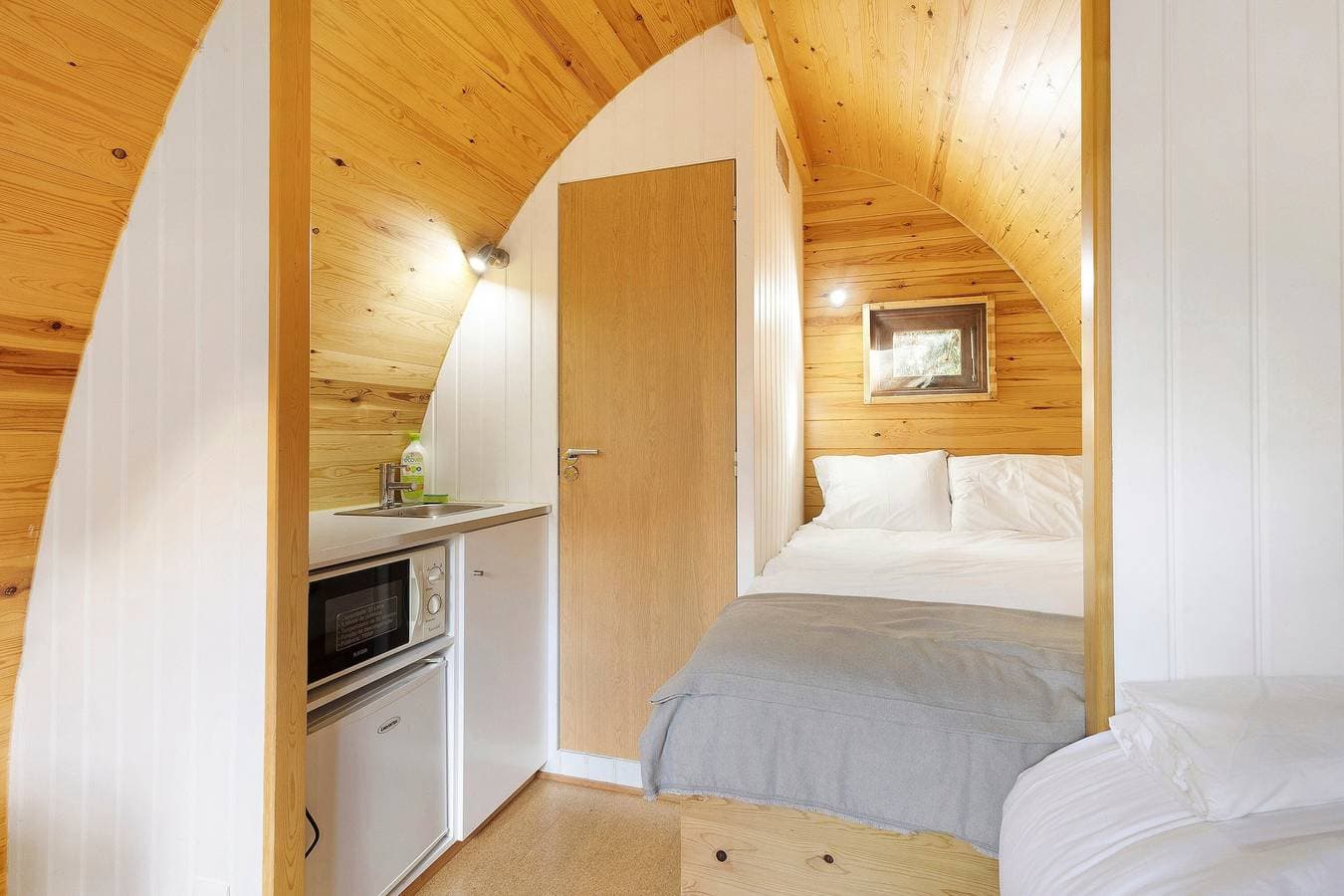 Foto 8 von 20: Chalet 'Cadana Pod' mit Bergblick, privater Terrasse und gemeinsamem Garten