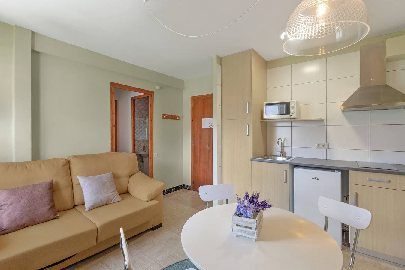 Foto 3 von 22: Ferienwohnung 'Vall' mit Bergblick, Gemeinschaftsgarten und Wi-Fi