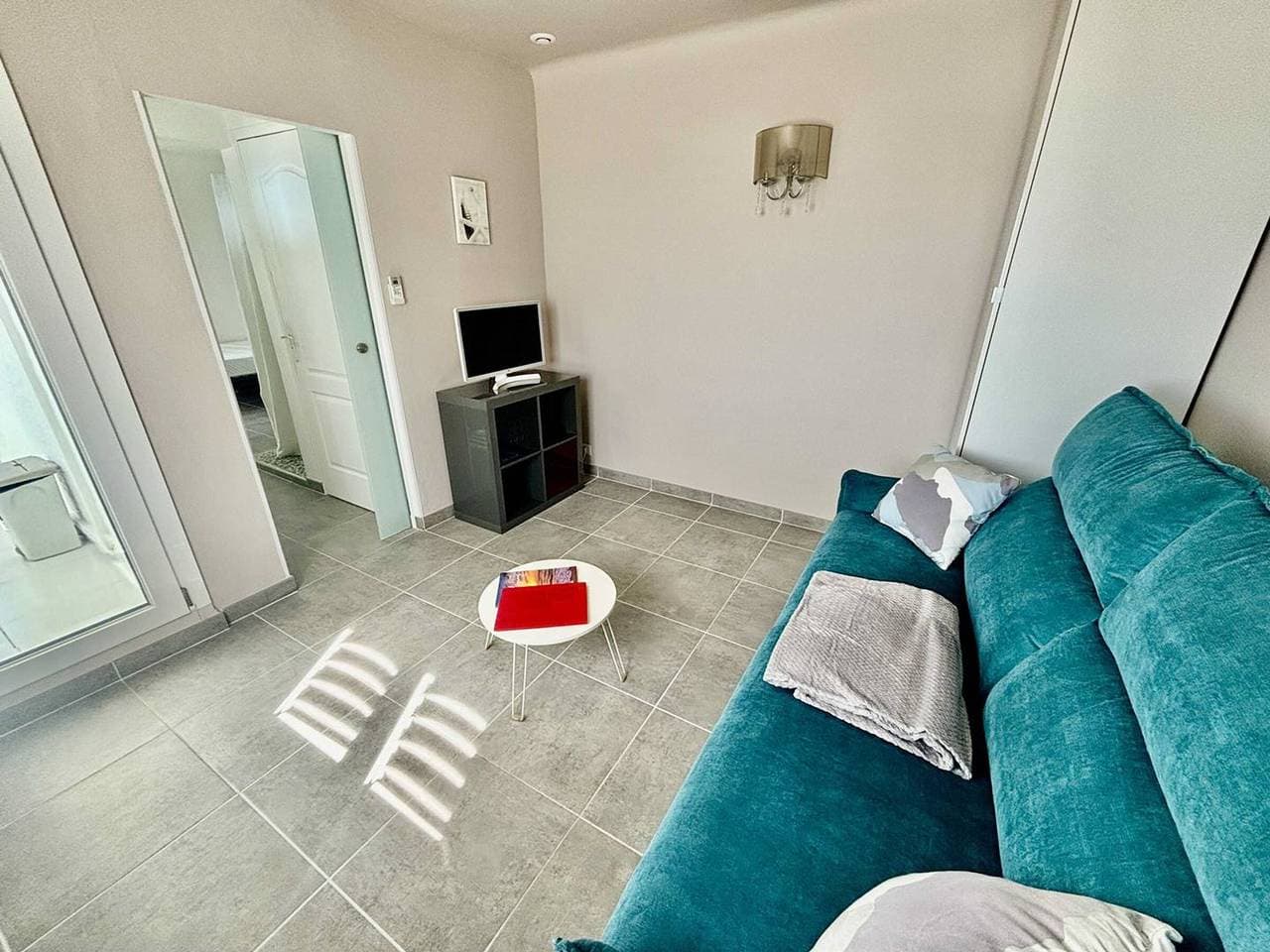 Foto 8 von 22: Klimatisierte Wohnung mit Terrasse & Privatem Strand