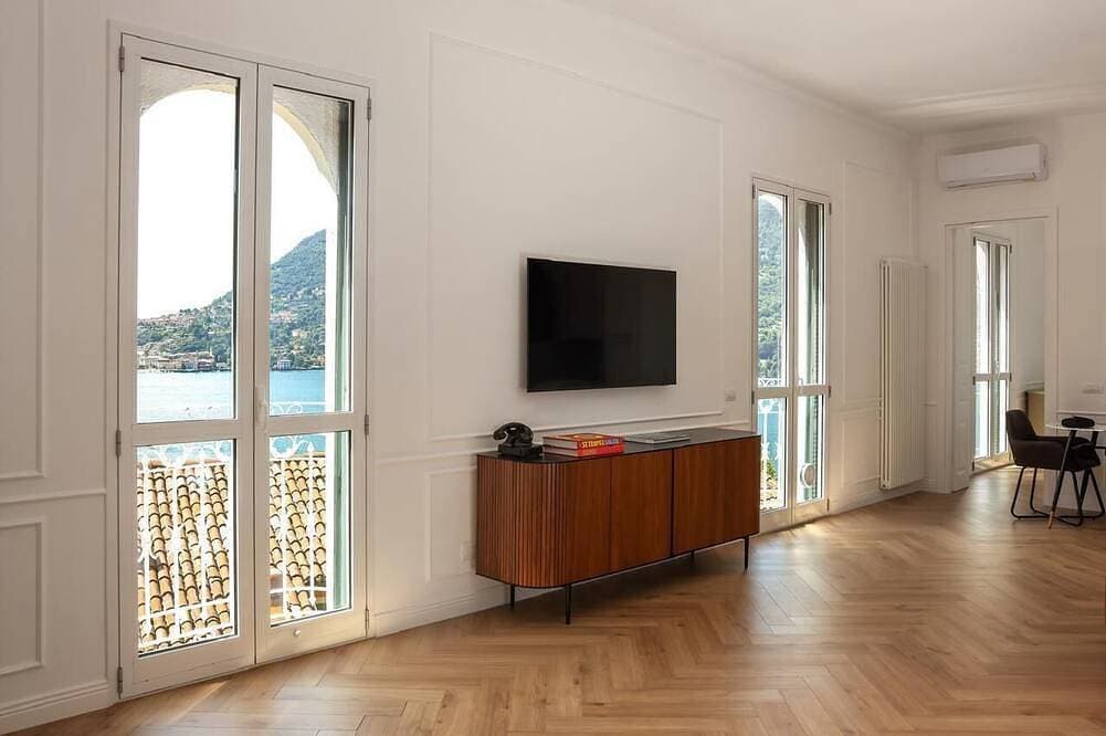 Foto 10 von 22: L'étoile du Lac - Elegant Apartment with View on the Lake Como and Concierge