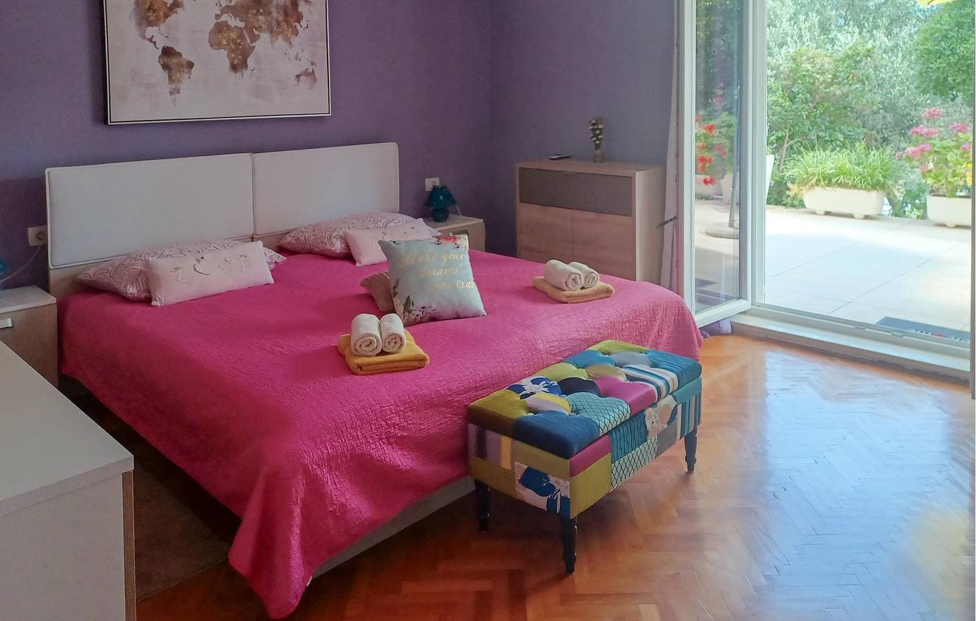 Foto 9 von 34: Gemütliche Ferienwohnung mit Terrasse, 400 m vom Strand und allen wichtigen Annehmlichkeiten entfernt