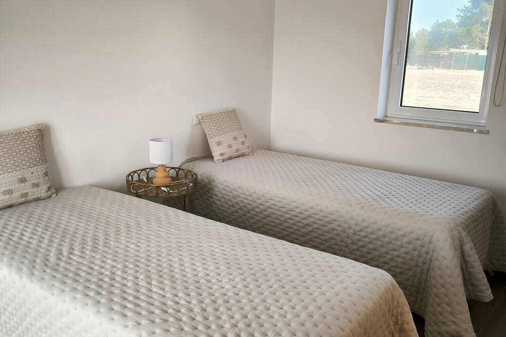 Foto 2 von 24: Refúgio A Quinta – Zimmer 1