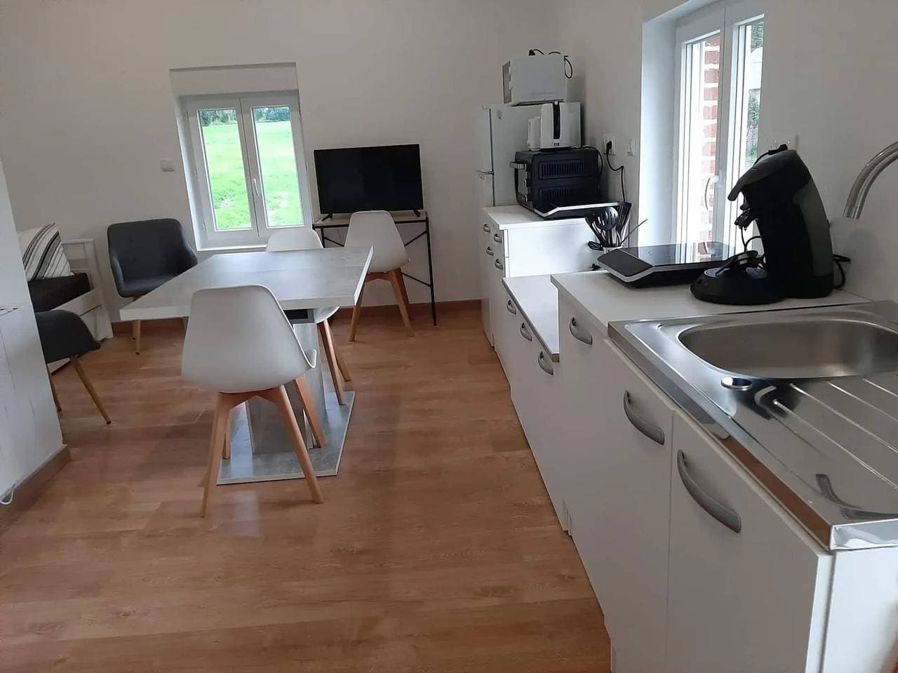 Gemütliches Studio in Barzy-en-Thiérache, 32 m² mit Terrasse 1