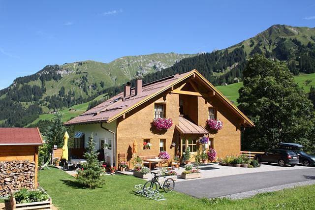 Foto 2 von 54: Appartement 1