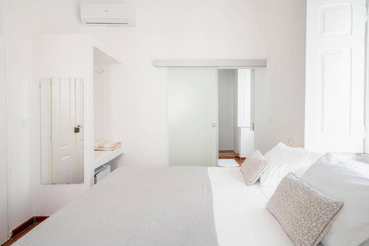 Foto 7 von 12: Double Room with Private Bathroom