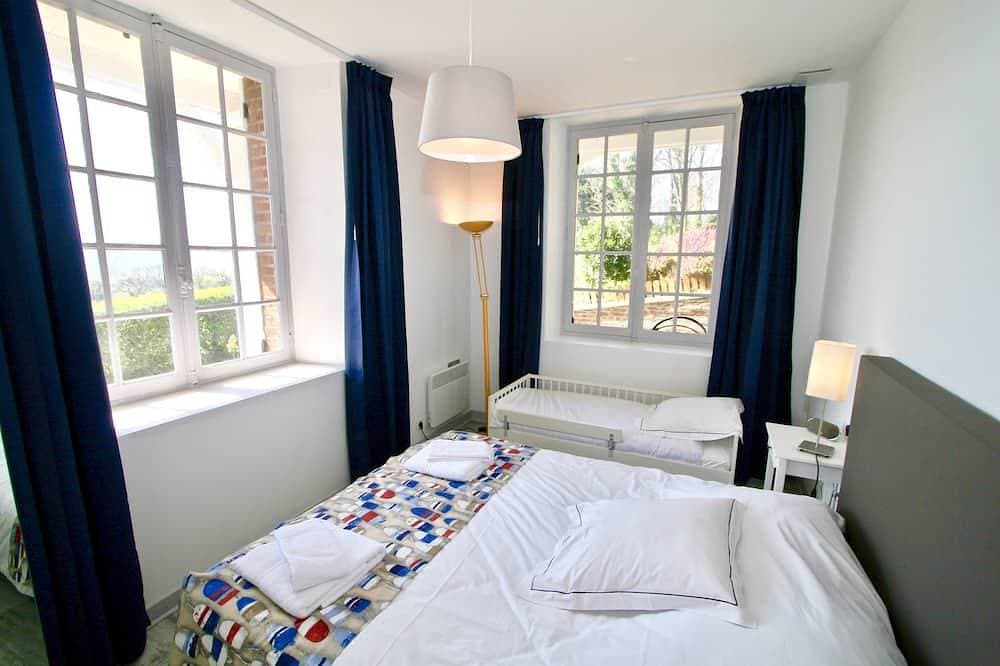 Foto 4 von 30: Grand-Duplex ****, Meerblick, 5 Schlafzimmer, Bettwäsche, privaten Garten