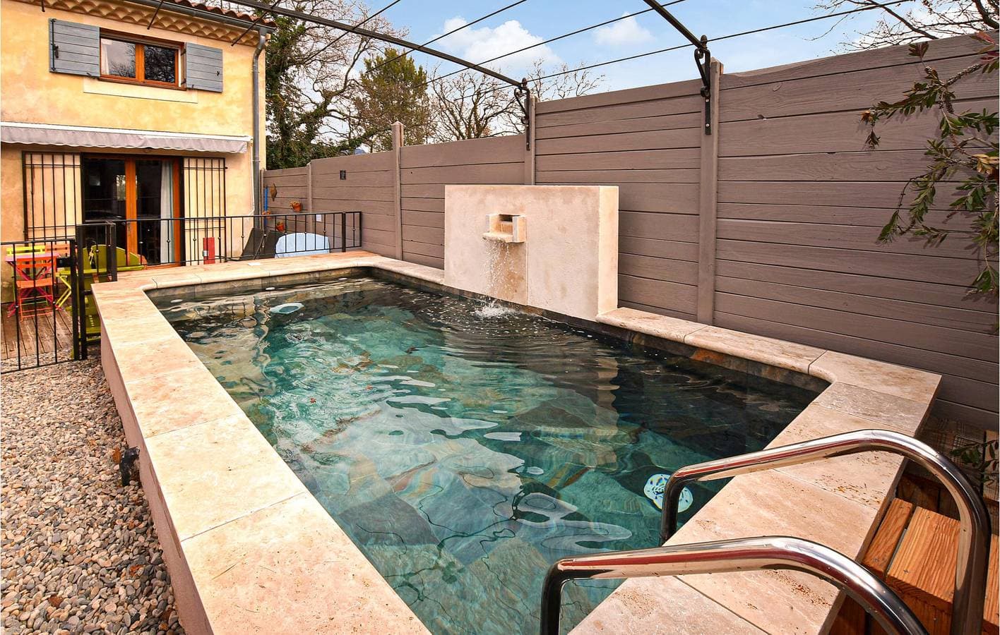 Foto 8 von 23: Appartement am Pool mit Parkplatz & WiFi | 1km nach Aubignan