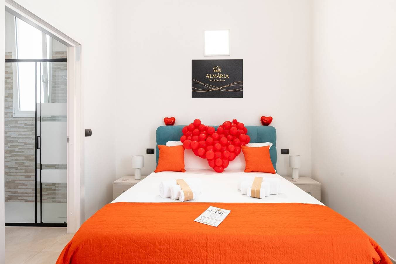 Foto 6 von 57: Zimmer "Aria - Dreibettzimmer" mit Gemeinschaftsgarten, WLAN und Klimaanlage