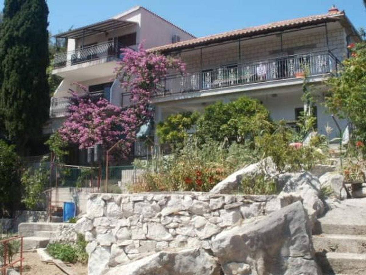 Foto 5 von 23: Ferienwohnung in Trogir mit Meerblick, Balkon, Klimaanlage, W-Lan (5055-1)