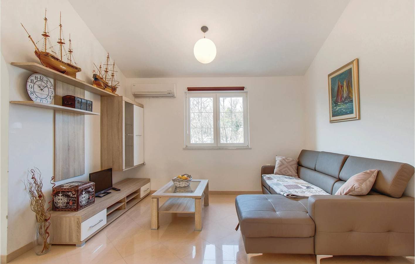 Foto 4 von 29: Gemütliche Ferienwohnung mit Terrasse, 400 m zur Küste, WLAN und Parkplatz