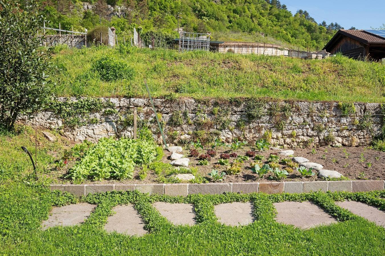 Foto 9 von 29: Ferienwohnung 'Con Giardino' mit Bergblick, Wi-Fi und Klimaanlage