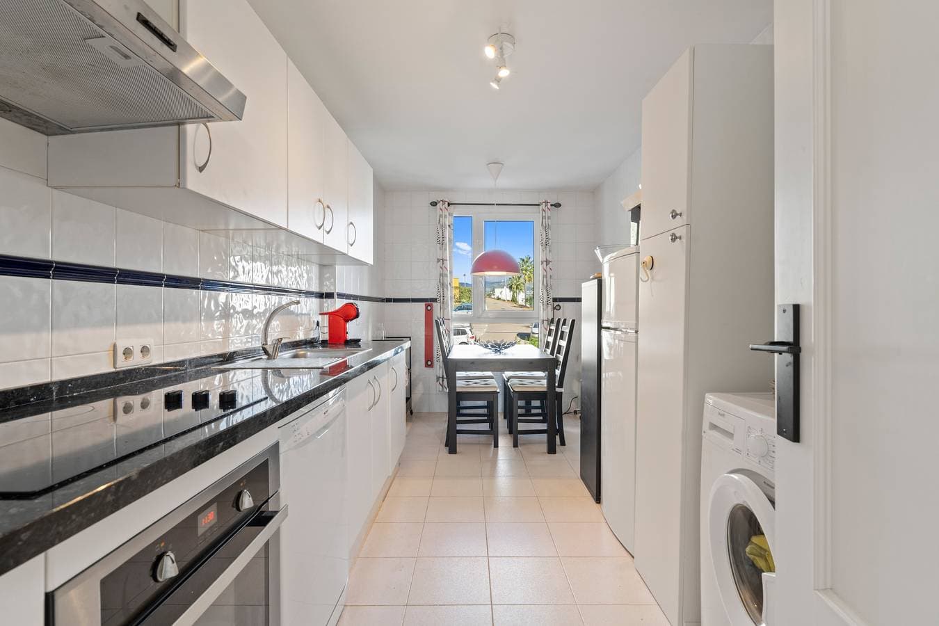 Foto 12 von 15: Ferienwohnung 'Meerblick nahe dem Strand' mit privatem Pool, Wi-Fi und Klimaanlage