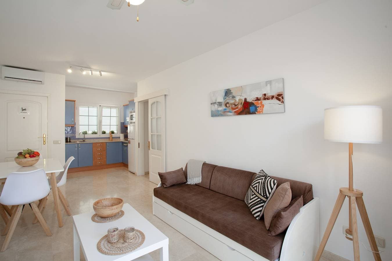 Foto 5 von 26: Ferienwohnung 'Mangueros Suite 36 Puerto de Mogán' mit Bergblick & Gemeinschaftspool