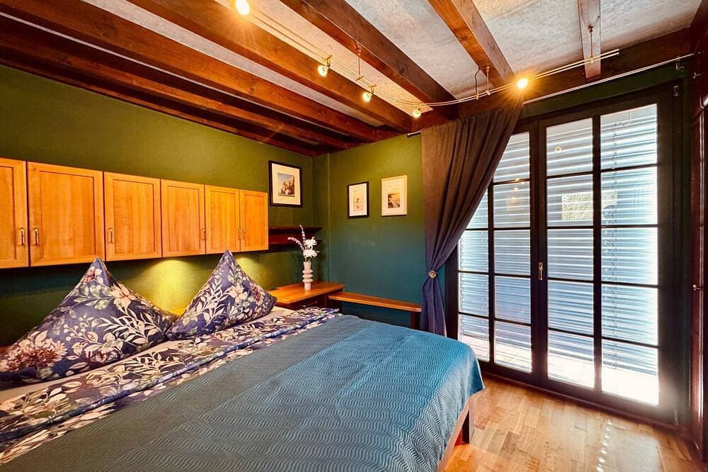 Foto 7 von 30: Ferienhaus „Rooftop unter der Burg“ mit privater Terrasse, Garten und WLAN