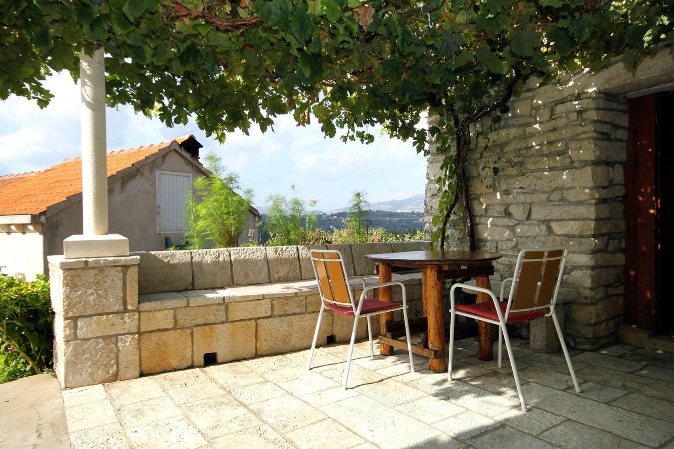 1-Zimmer-Haus mit Terrasse Zrnovo, Korcula K-4876 1